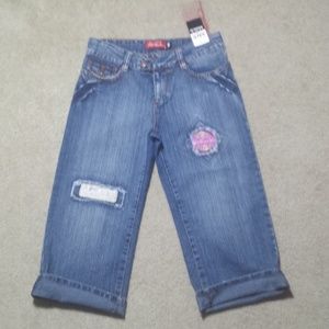 Vintage Diva Jeans Size 8  Distressed Capri Cuffed